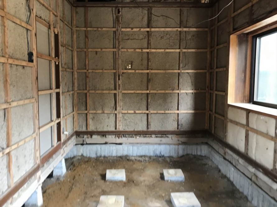 新潟市秋葉区にて浴室及び内装改修工事が始まりました！